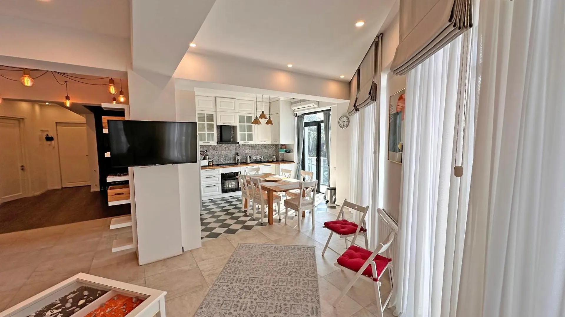 Modern 2 Bed Room Apartment With Pool And Gym Тбилиси Грузия